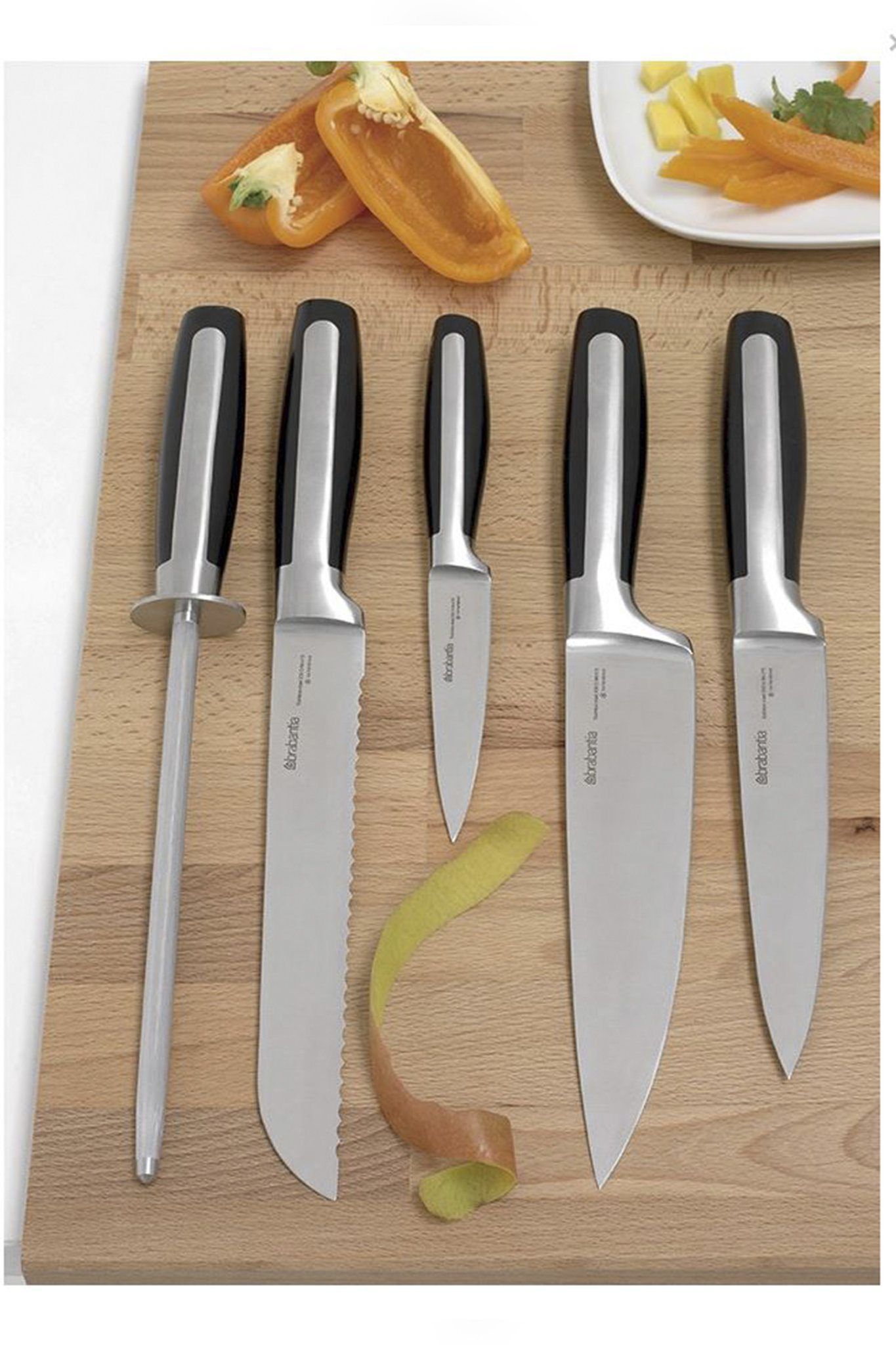 Сколько кухонных ножей. Ножи для кухни. Ножик кухонный. Кухонный нож для мяса. Удобный нож для кухни.